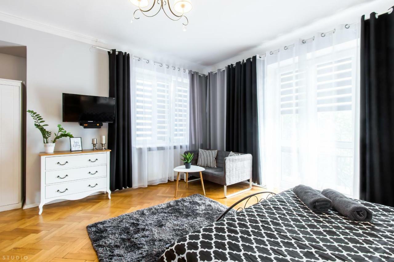 Clicktheflat Apartment Chmielna 7 Varsó Kültér fotó