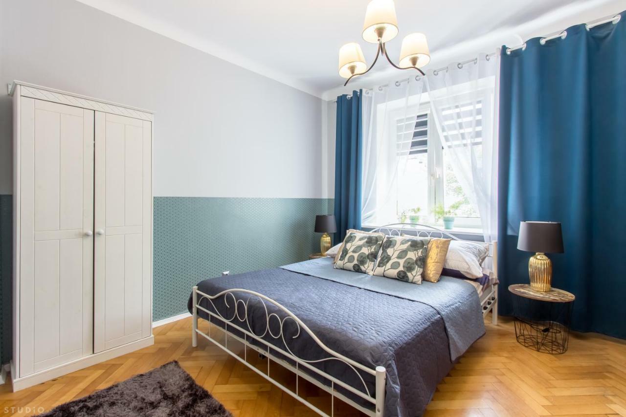 Clicktheflat Apartment Chmielna 7 Varsó Kültér fotó