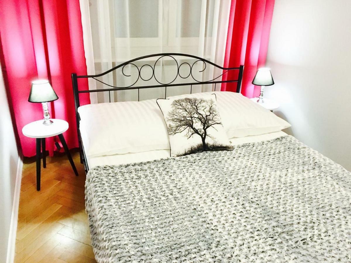 Clicktheflat Apartment Chmielna 7 Varsó Kültér fotó